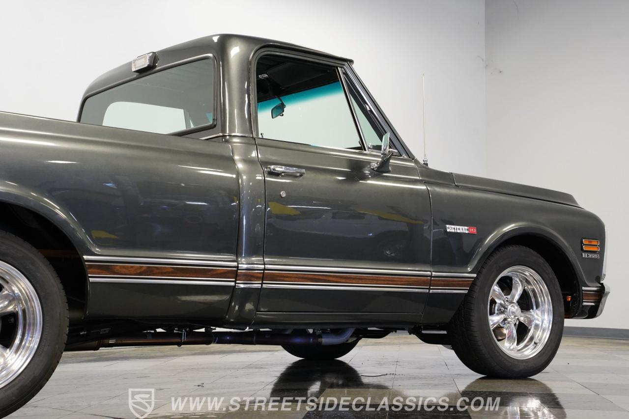 1971 Chevrolet C10 Cheyenne Super Restomod