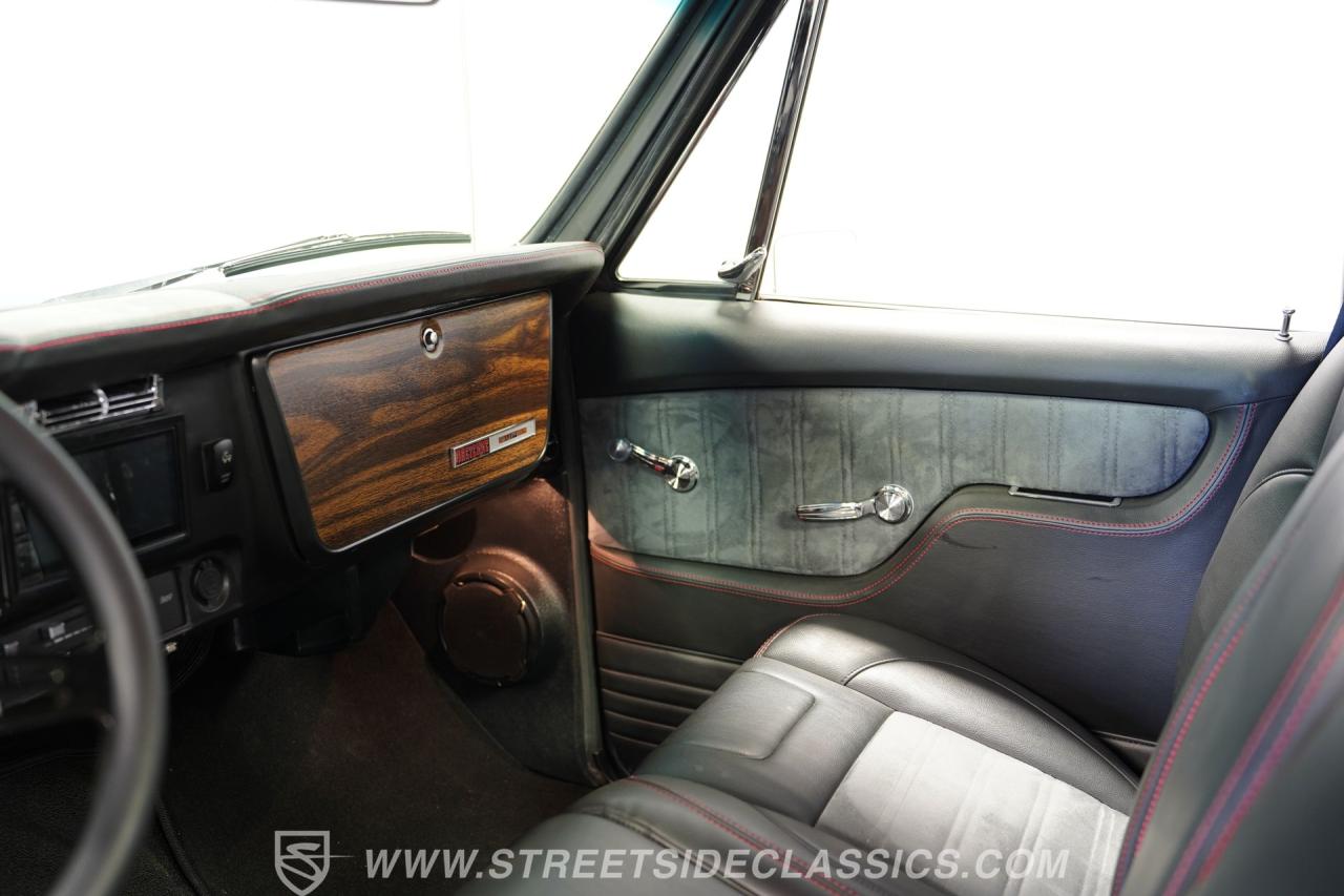 1971 Chevrolet C10 Cheyenne Super Restomod