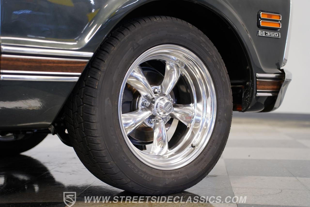 1971 Chevrolet C10 Cheyenne Super Restomod