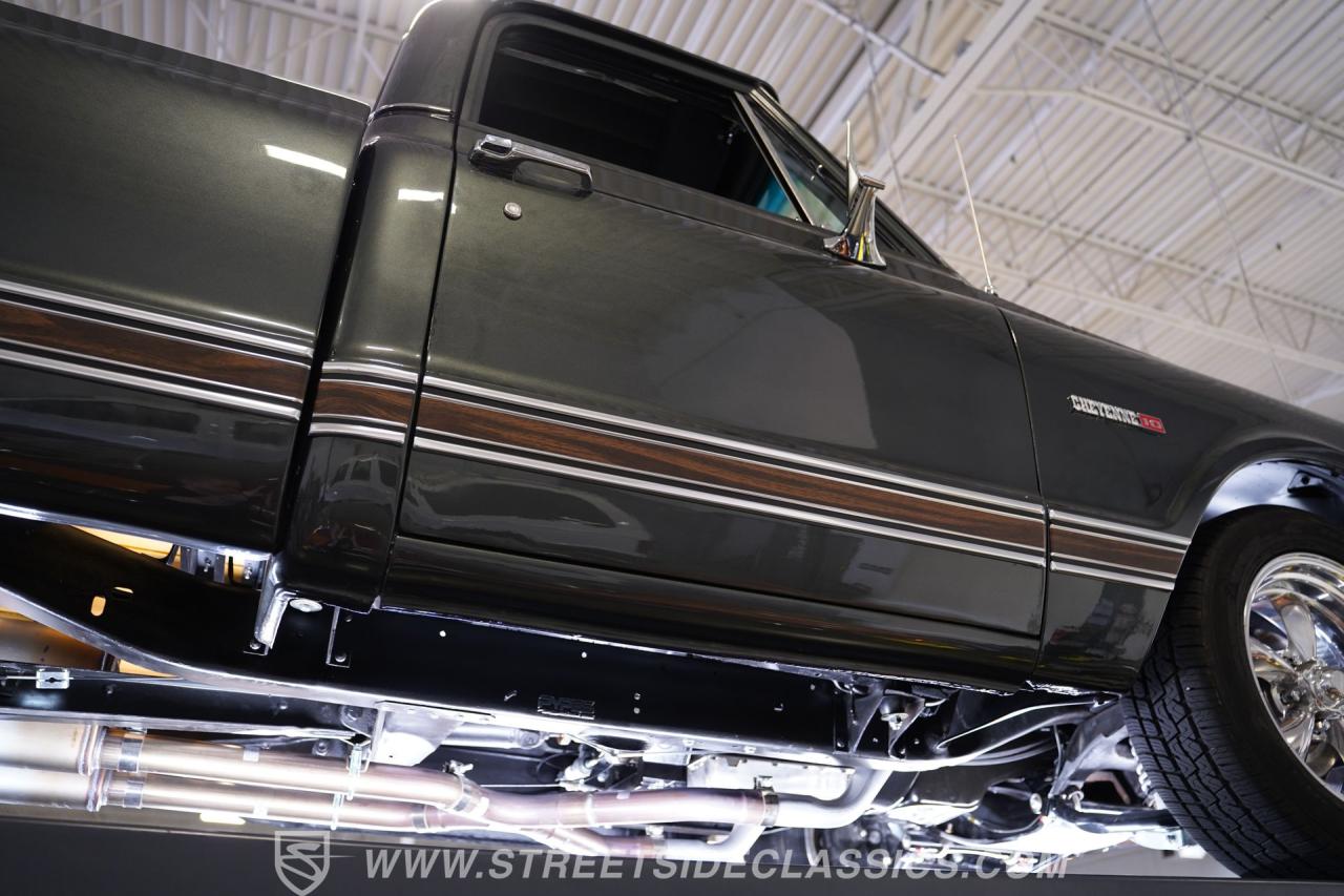1971 Chevrolet C10 Cheyenne Super Restomod