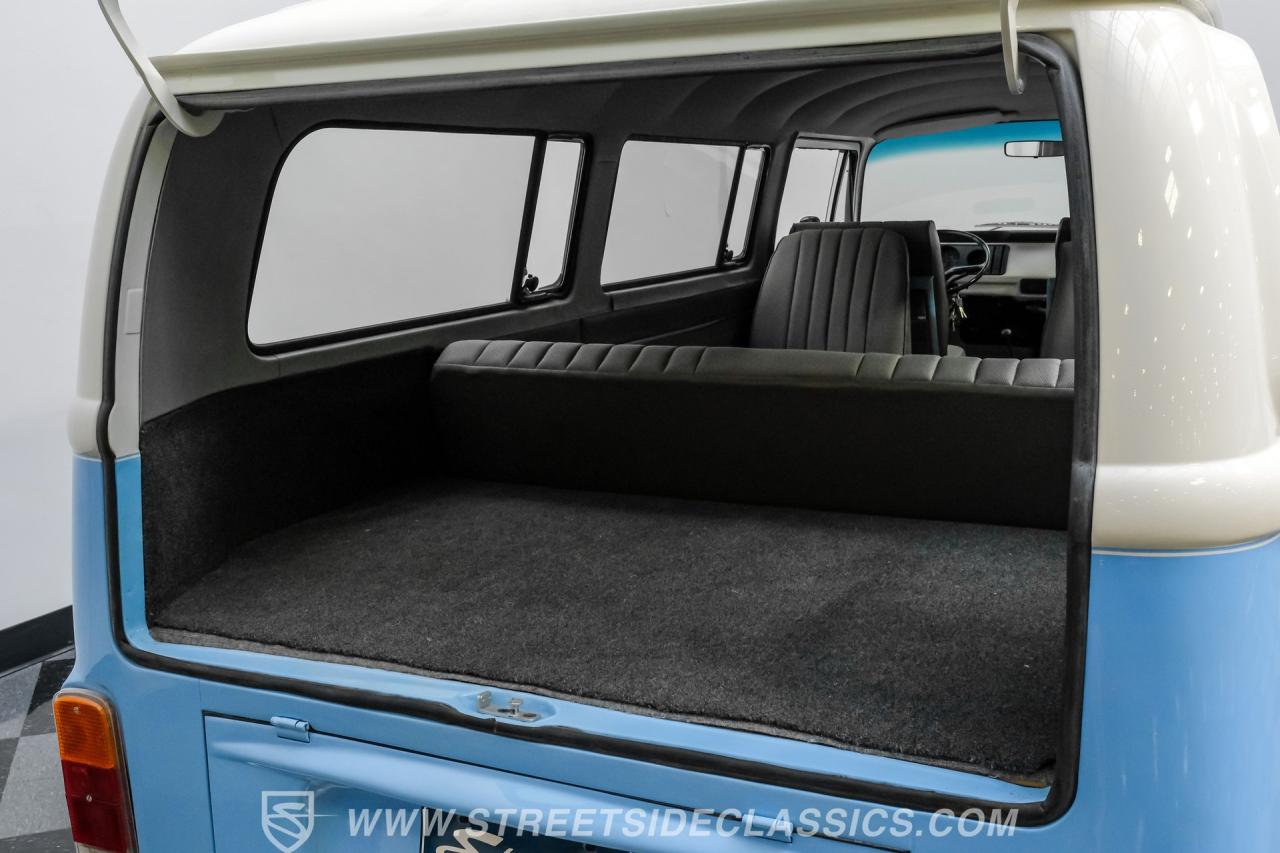 1974 Volkswagen Type 2 Kombi Bus