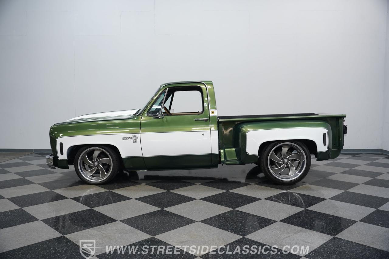 1974 Chevrolet C10 Stepside LS Restomod