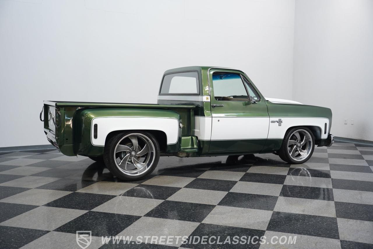 1974 Chevrolet C10 Stepside LS Restomod
