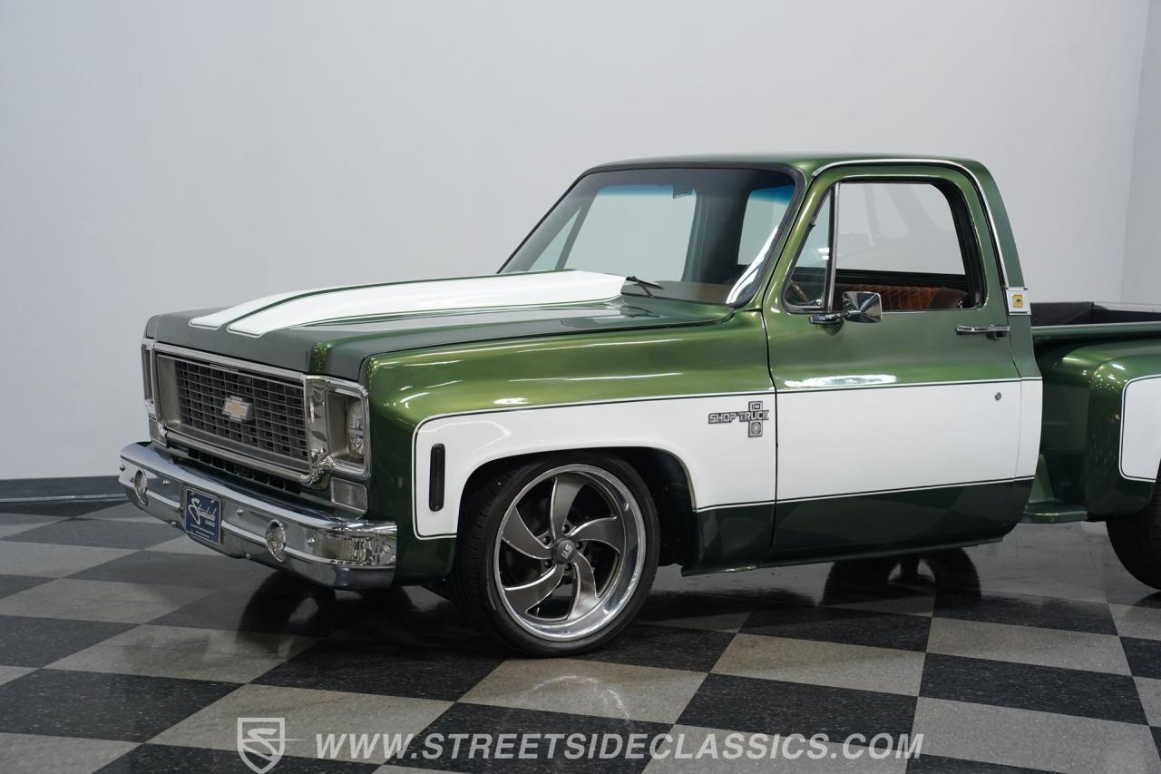 1974 Chevrolet C10 Stepside LS Restomod