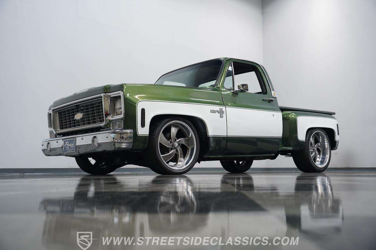1974 Chevrolet C10 Stepside LS Restomod