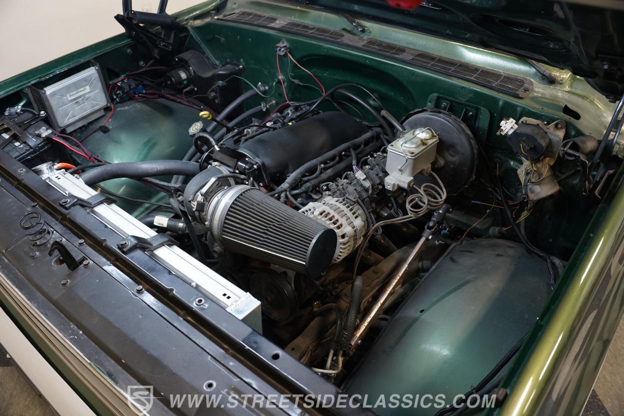 1974 Chevrolet C10 Stepside LS Restomod
