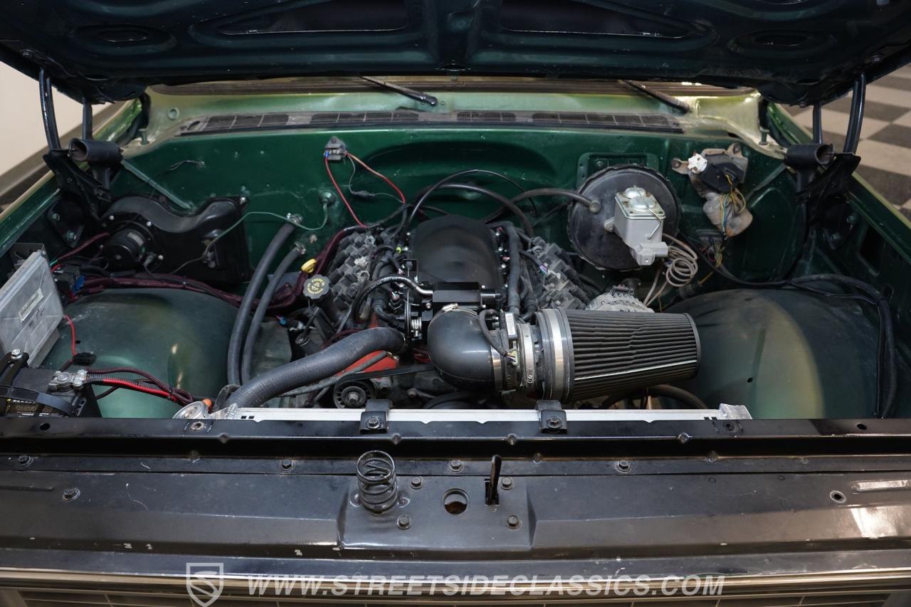 1974 Chevrolet C10 Stepside LS Restomod