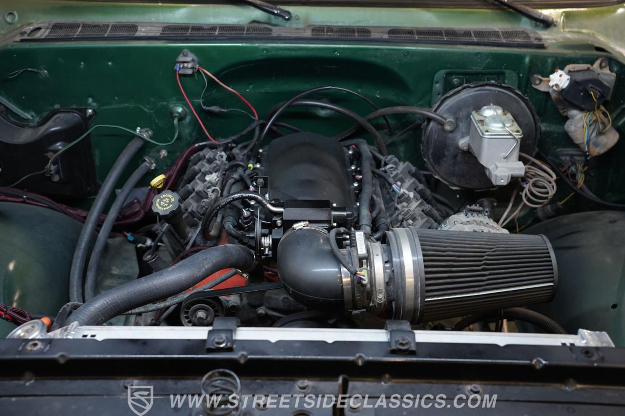 1974 Chevrolet C10 Stepside LS Restomod