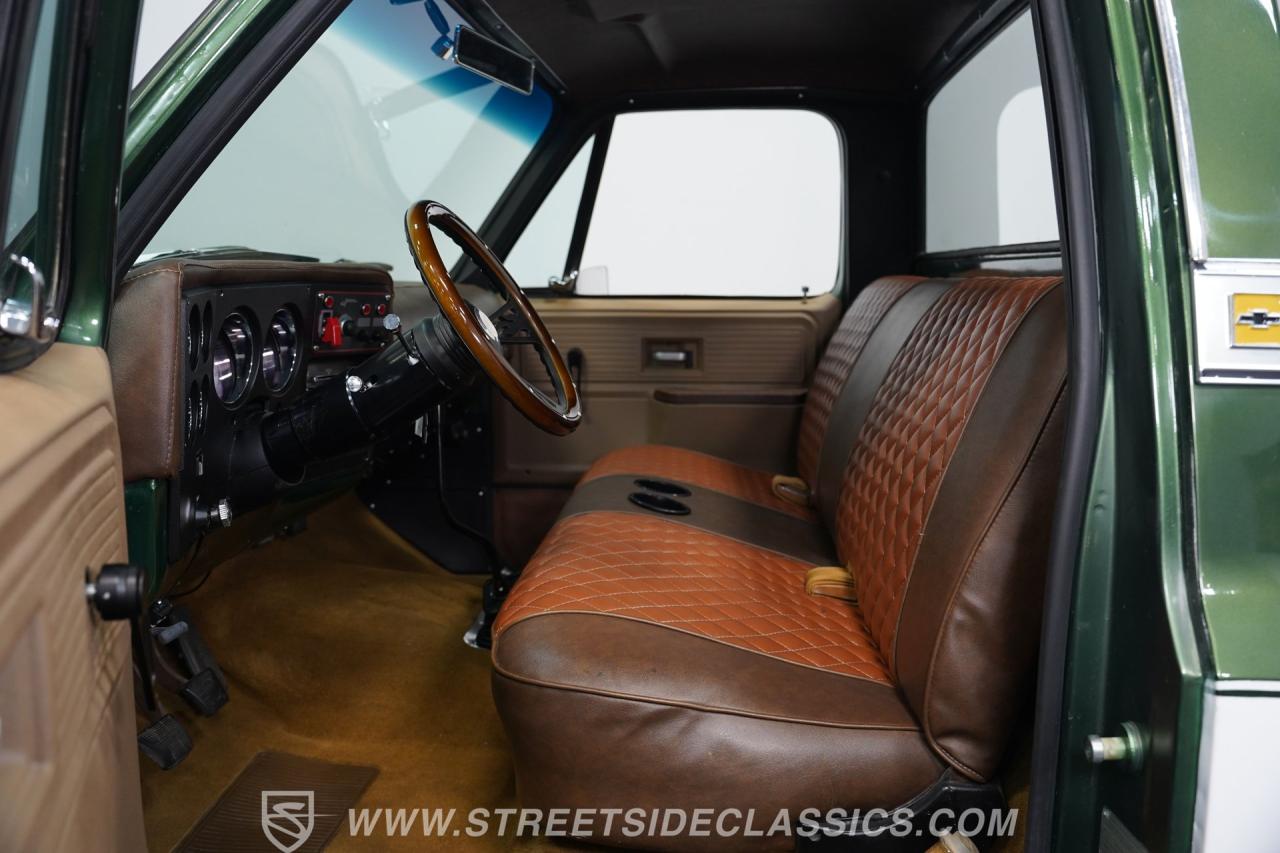 1974 Chevrolet C10 Stepside LS Restomod