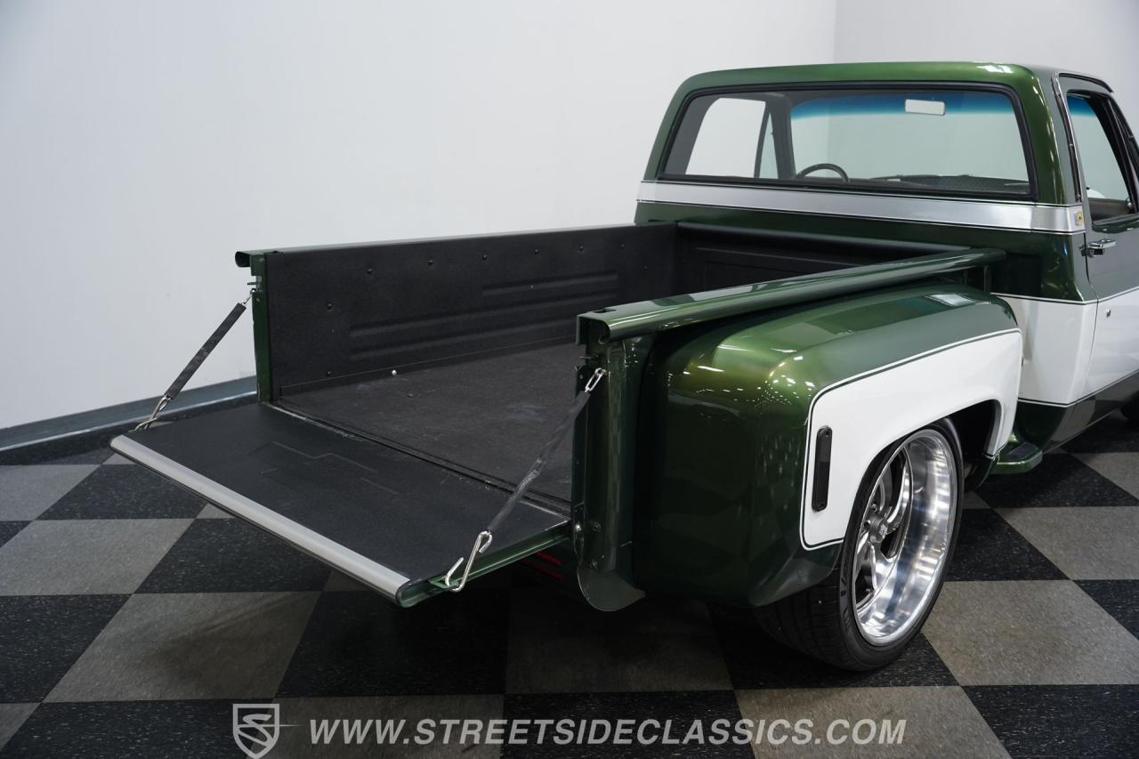 1974 Chevrolet C10 Stepside LS Restomod