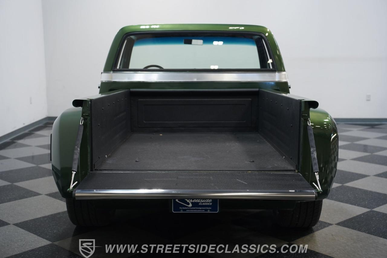 1974 Chevrolet C10 Stepside LS Restomod
