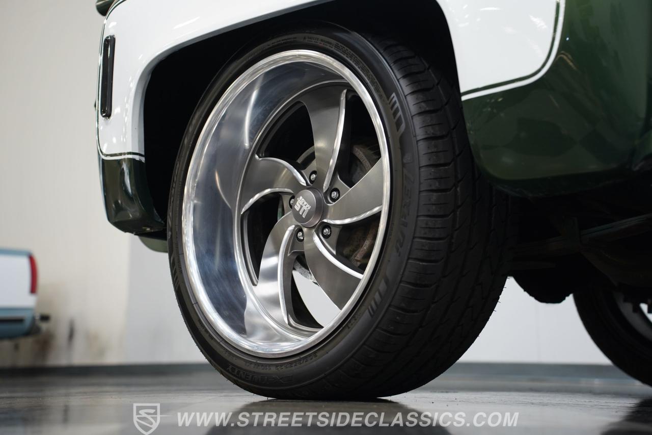 1974 Chevrolet C10 Stepside LS Restomod