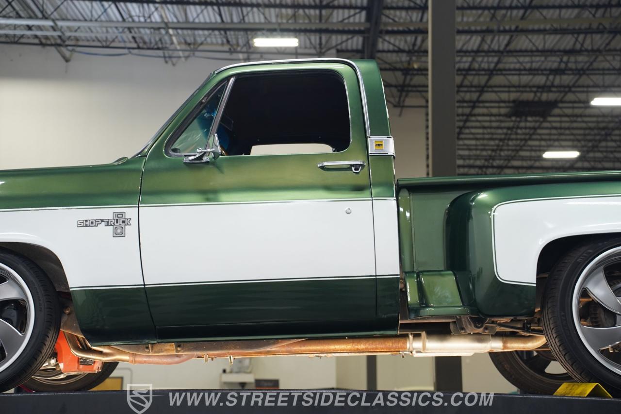 1974 Chevrolet C10 Stepside LS Restomod