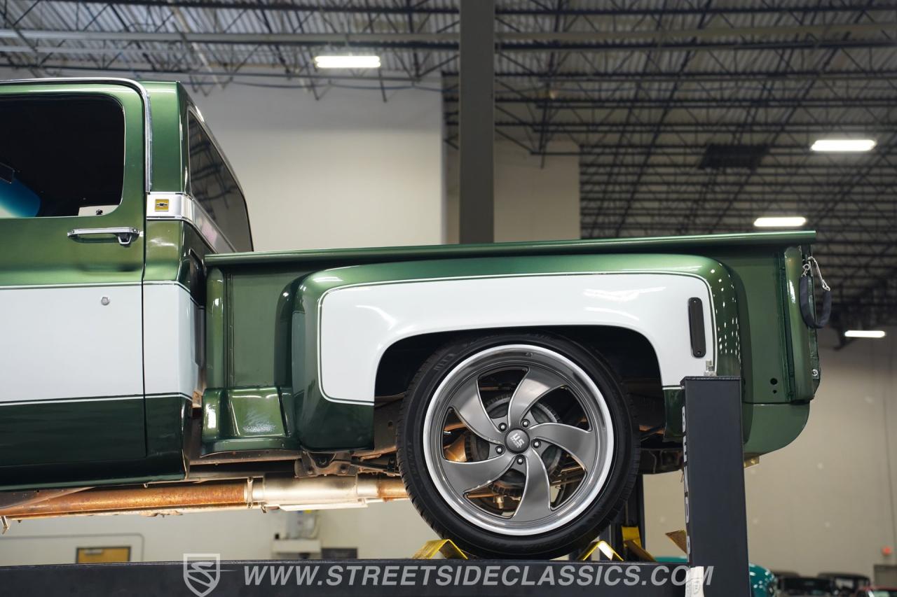 1974 Chevrolet C10 Stepside LS Restomod