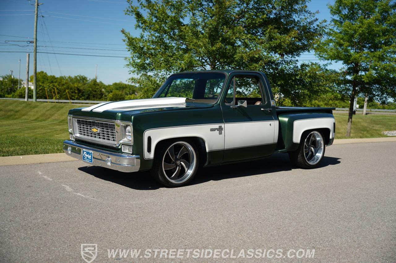 1974 Chevrolet C10 Stepside LS Restomod
