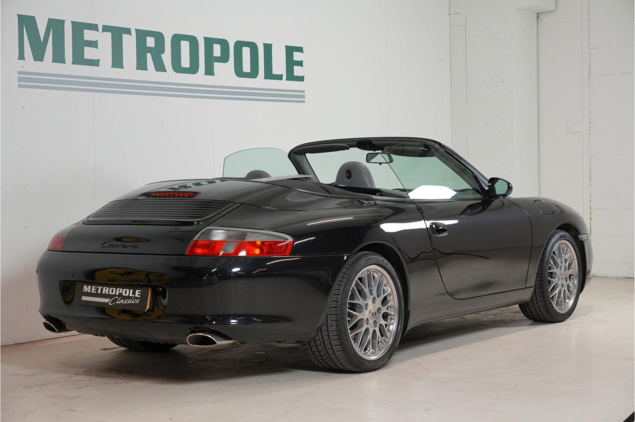 2002 Porsche 911