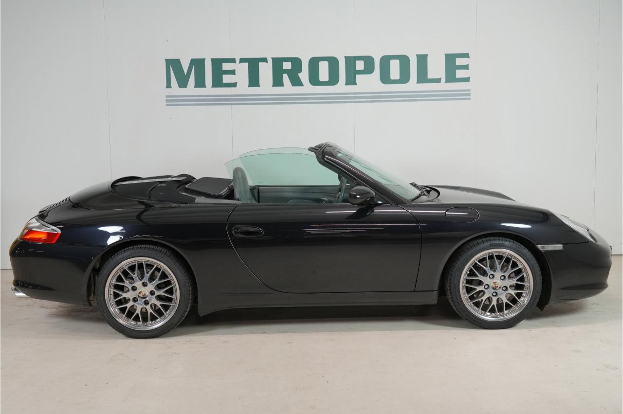 2002 Porsche 911