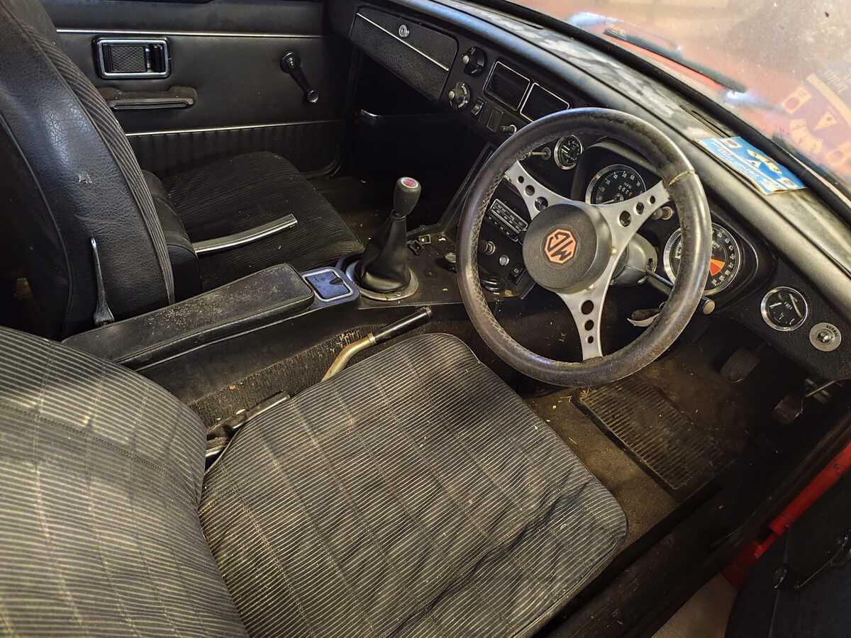 1974 MG B GT