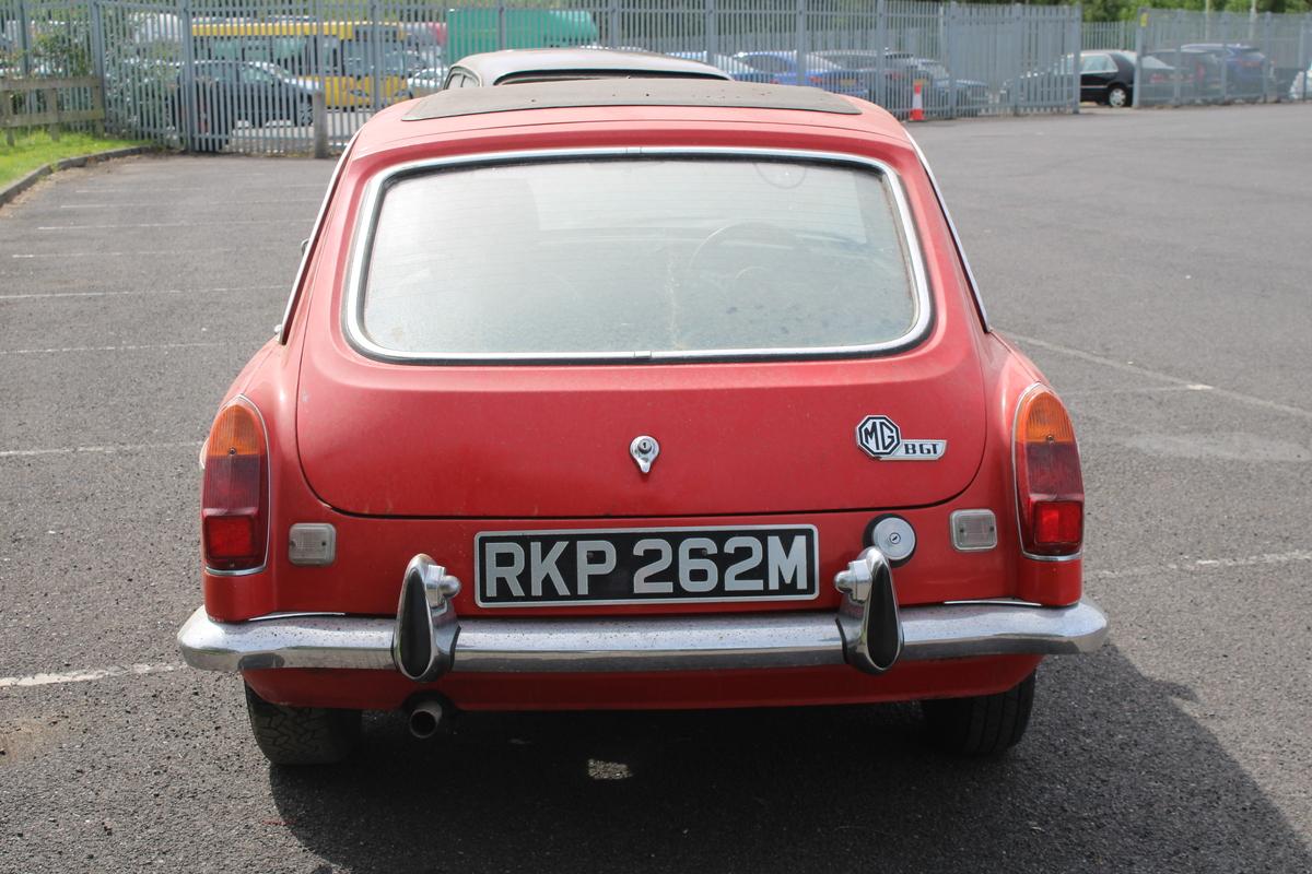 1974 MG B GT