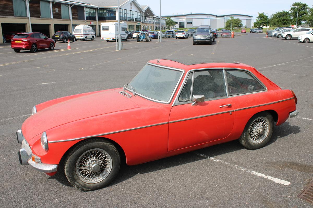1974 MG B GT