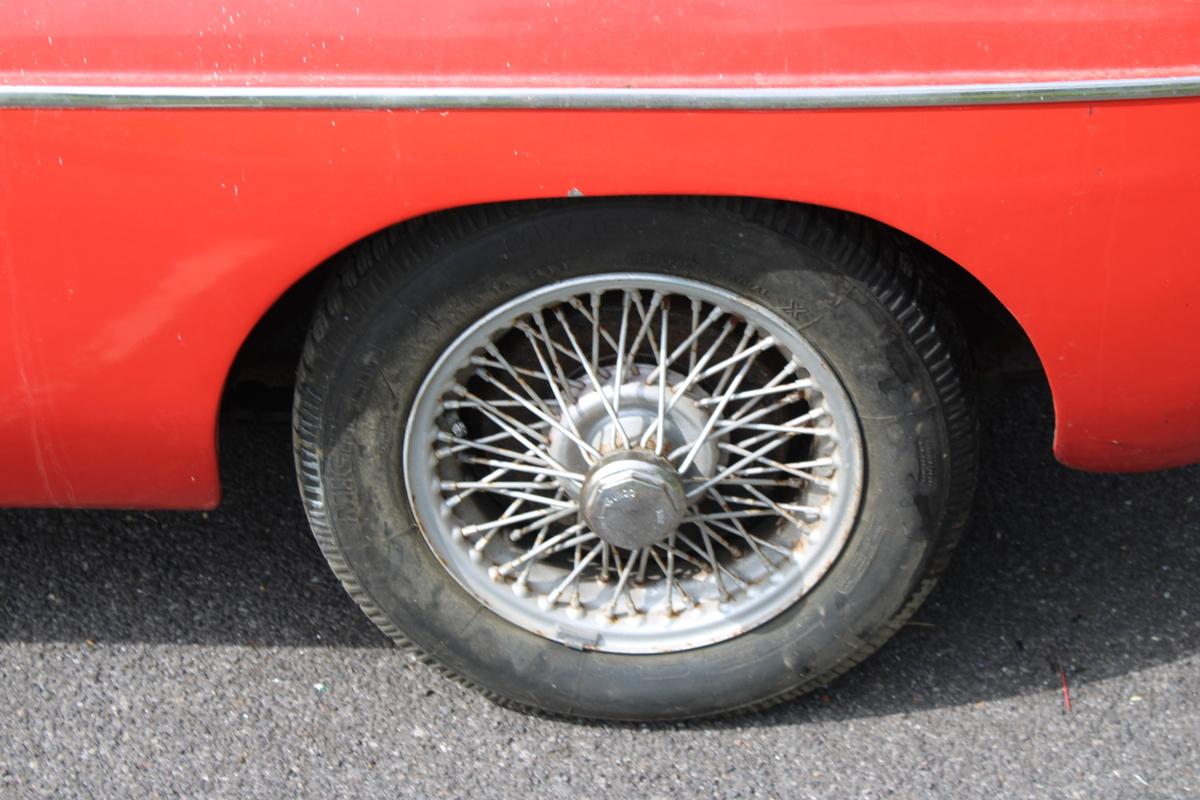 1974 MG B GT