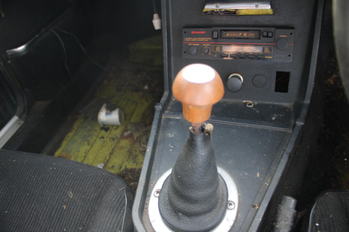 1975 MG B GT