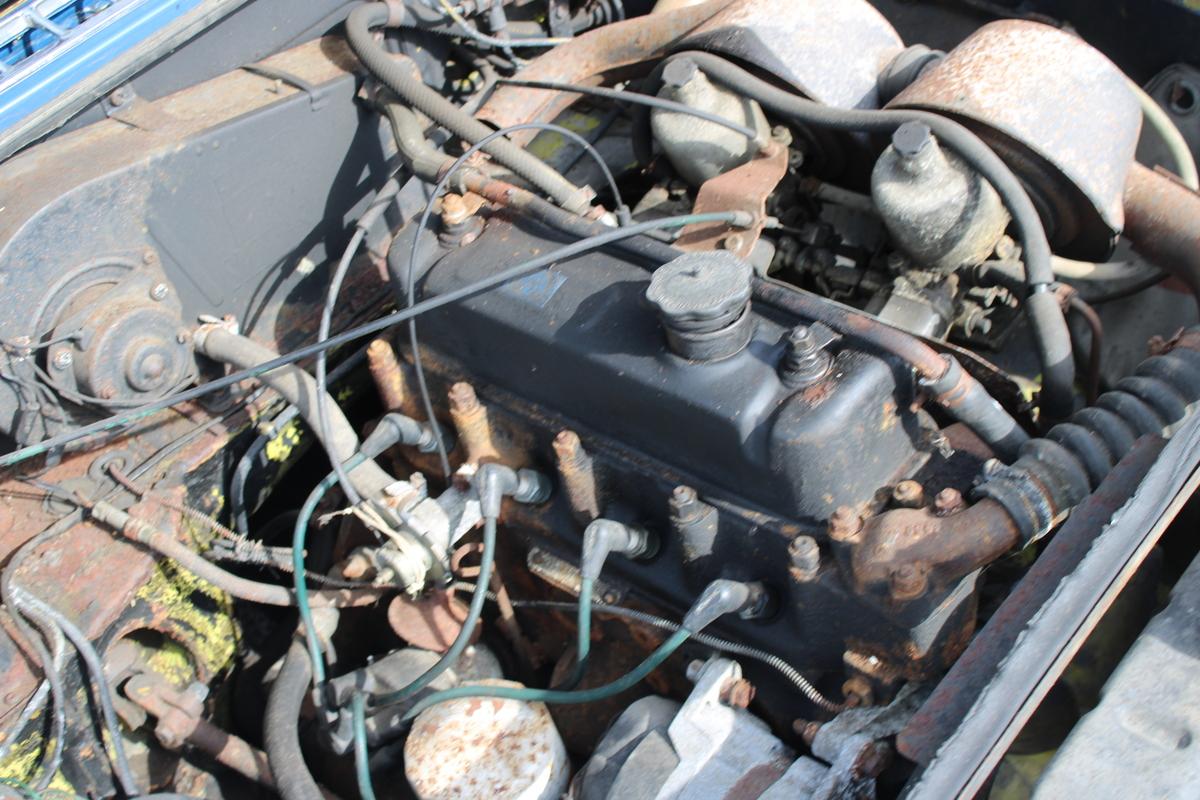 1975 MG B GT