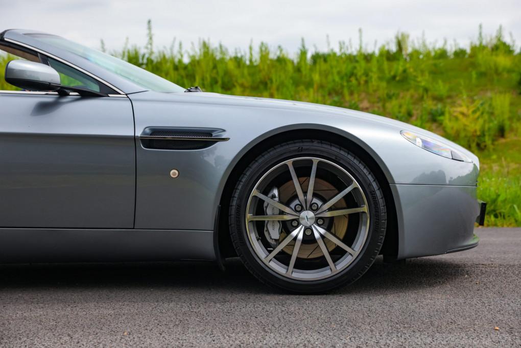 2009 Aston Martin Vantage