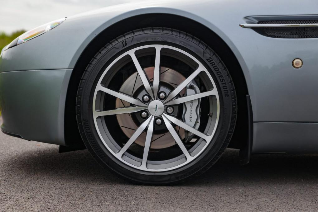 2009 Aston Martin Vantage