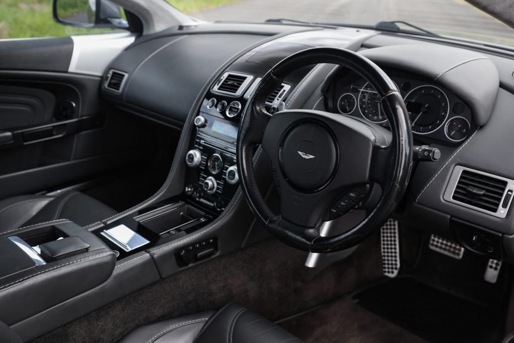 2011 Aston Martin DBS