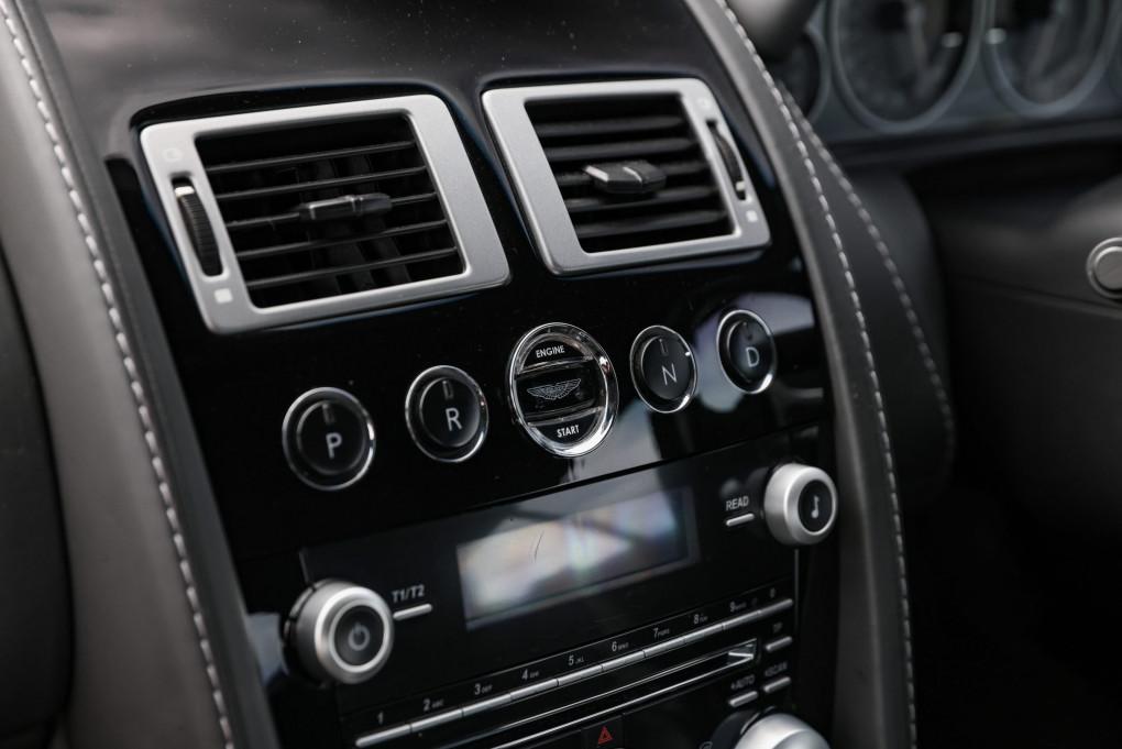 2011 Aston Martin DBS