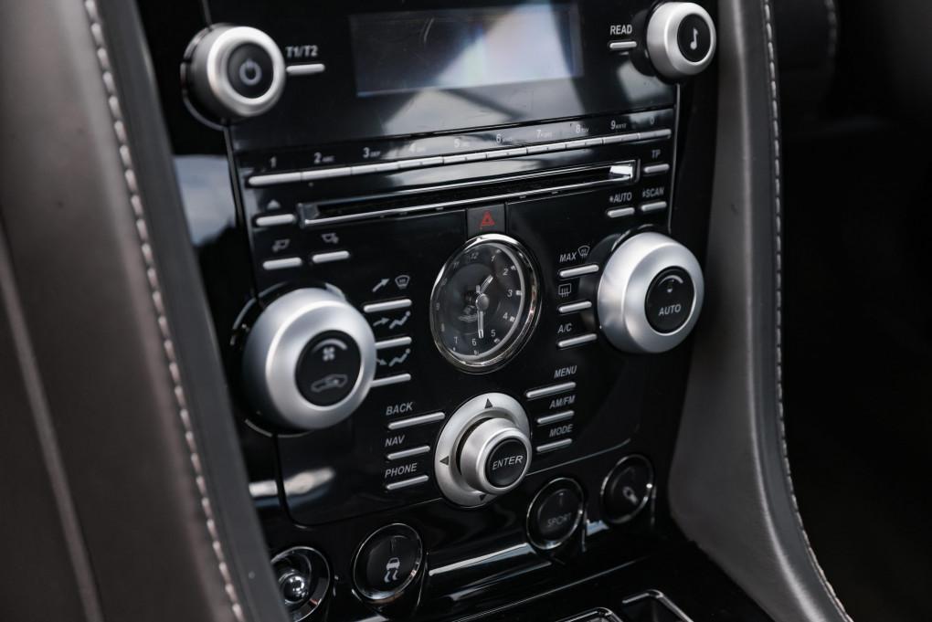 2011 Aston Martin DBS