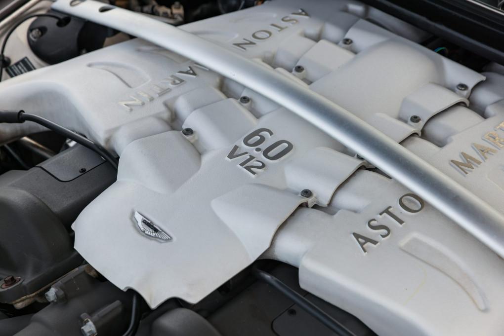 2011 Aston Martin DBS