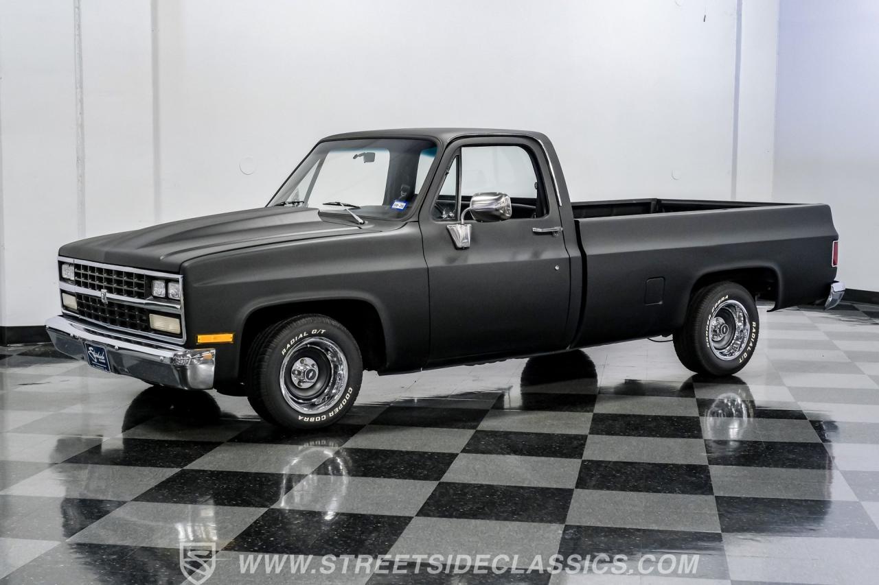 1982 Chevrolet C10 Custom Deluxe