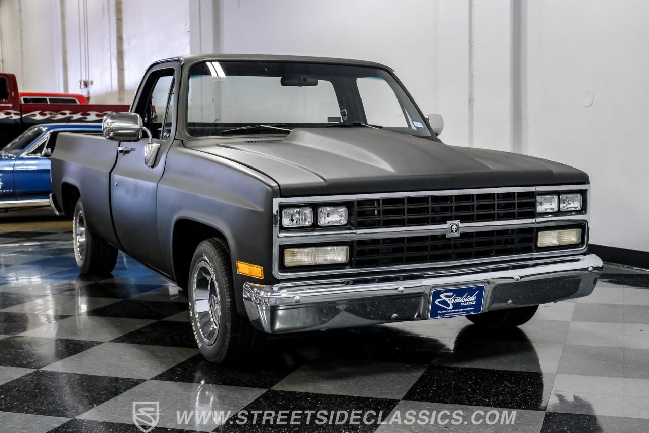 1982 Chevrolet C10 Custom Deluxe