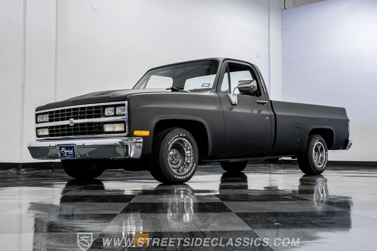 1982 Chevrolet C10 Custom Deluxe