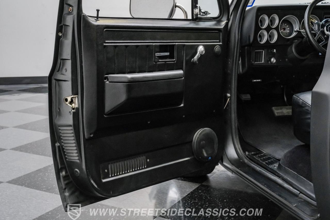 1982 Chevrolet C10 Custom Deluxe