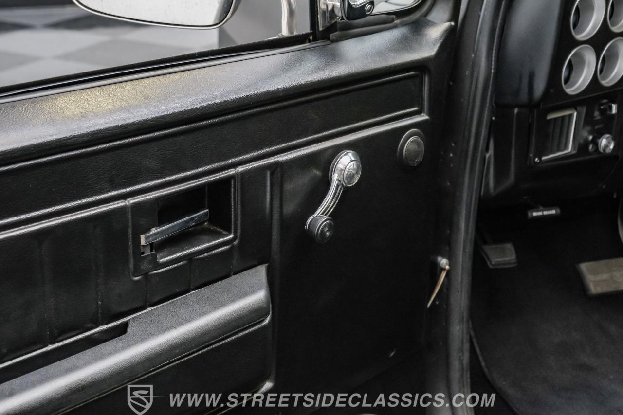 1982 Chevrolet C10 Custom Deluxe