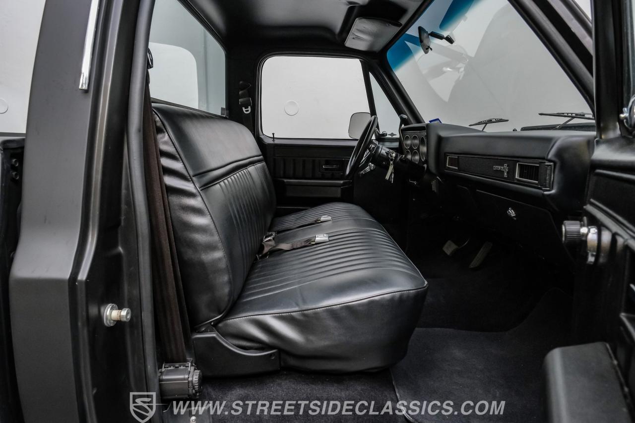 1982 Chevrolet C10 Custom Deluxe