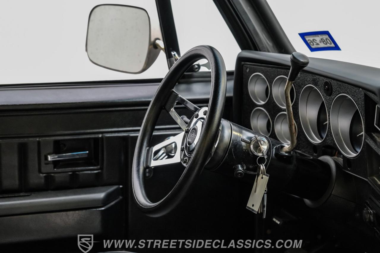 1982 Chevrolet C10 Custom Deluxe