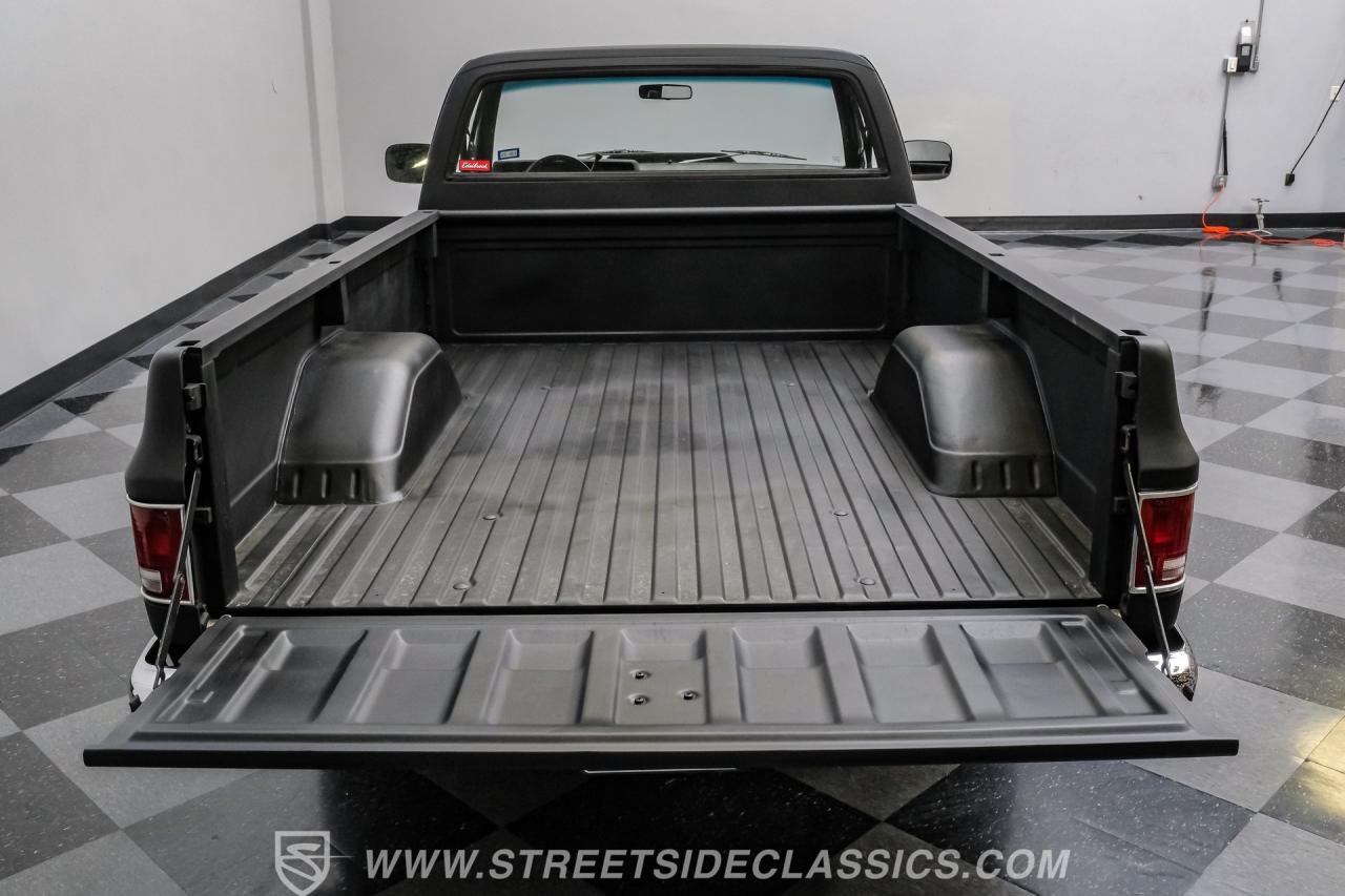 1982 Chevrolet C10 Custom Deluxe
