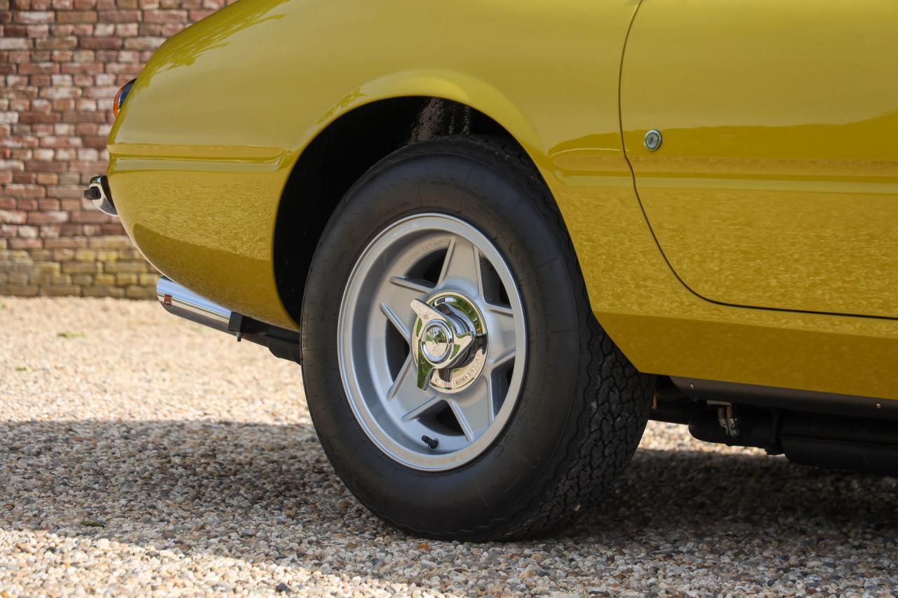 1971 Ferrari 365 GTB/4 Daytona &ldquo;Left the factory in Giallo Senape&rdquo;