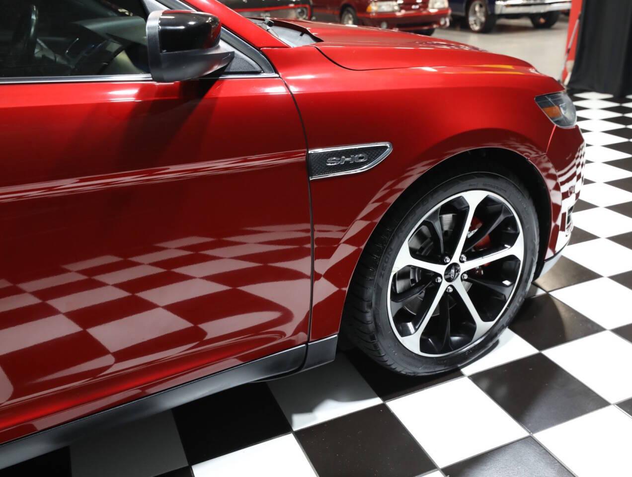 2015 Ford Taurus