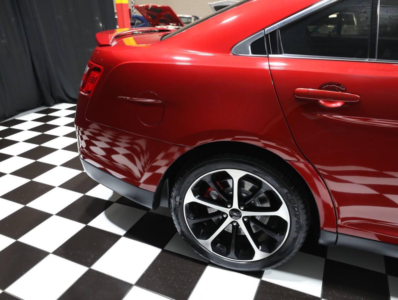 2015 Ford Taurus