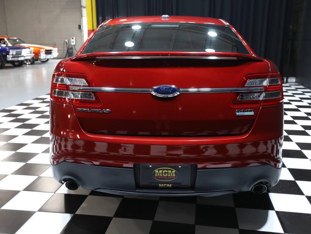 2015 Ford Taurus