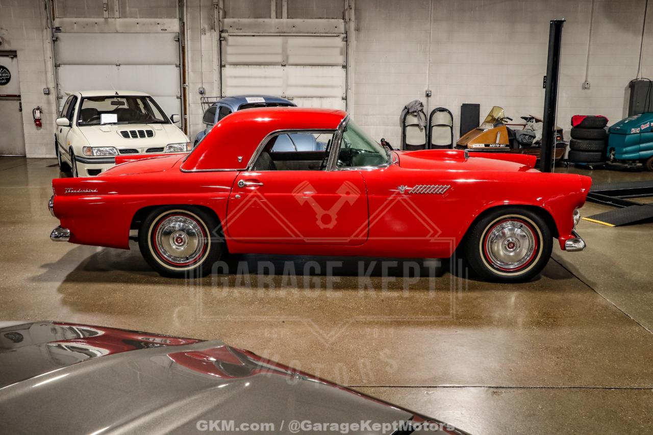 1955 Ford Thunderbird