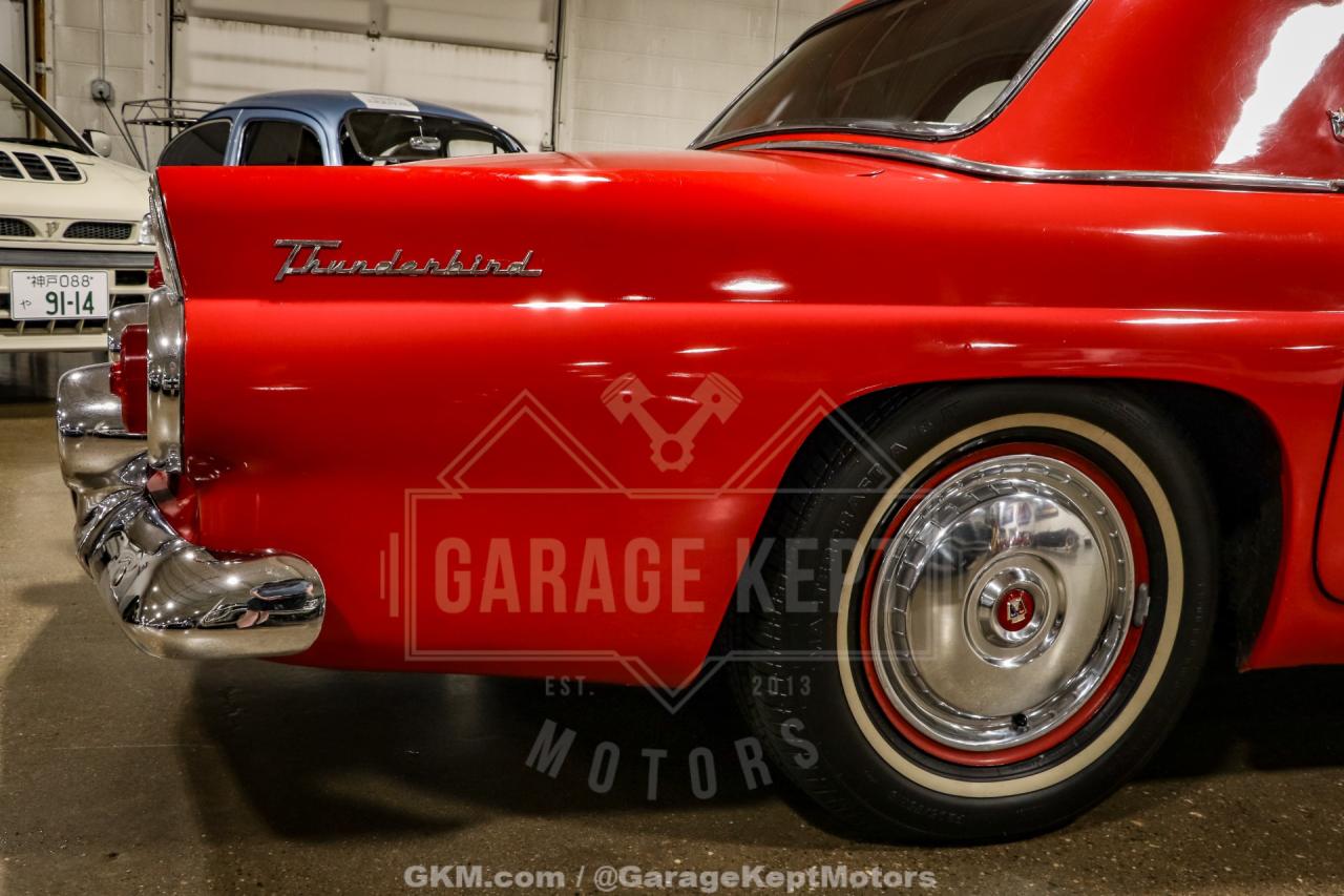 1955 Ford Thunderbird