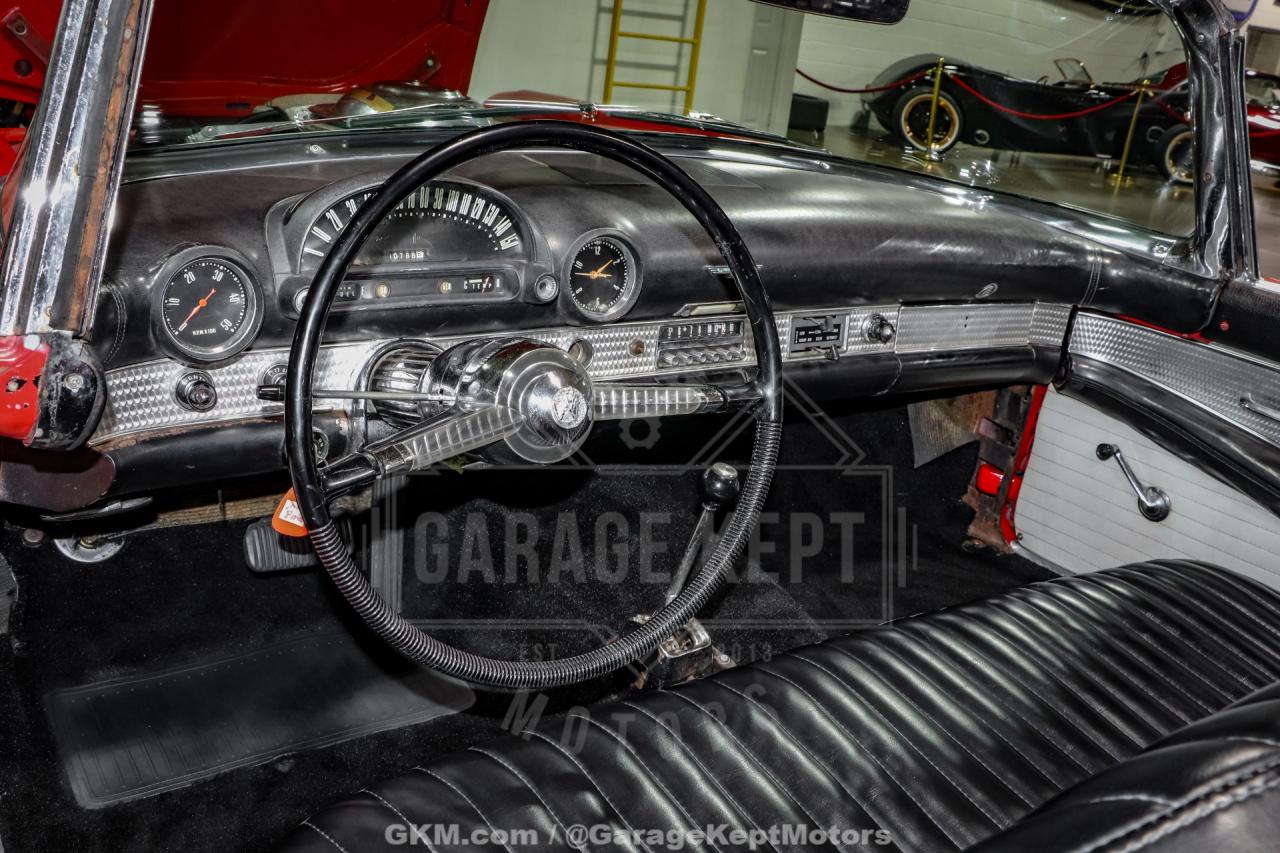1955 Ford Thunderbird