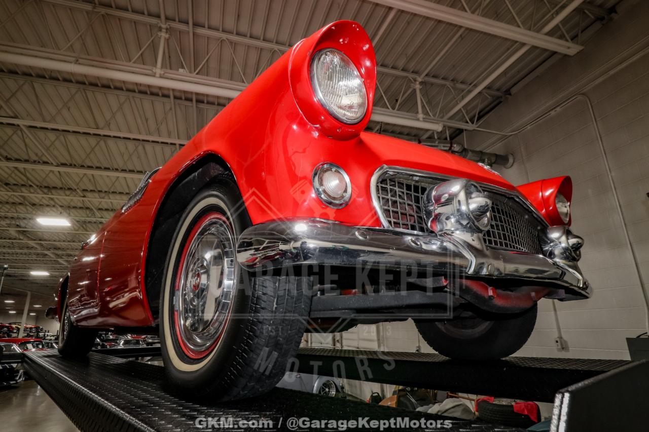1955 Ford Thunderbird