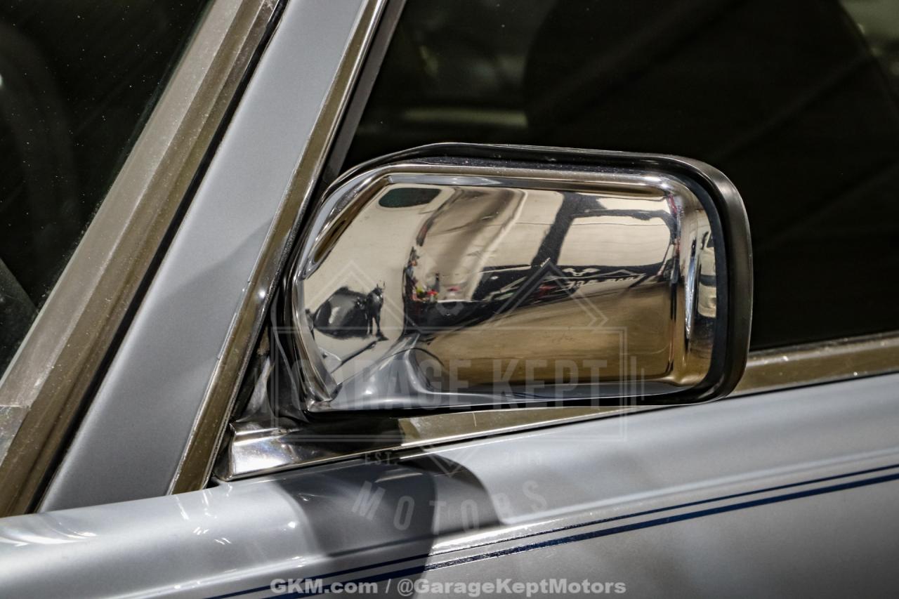 1983 Mercedes - Benz 380-Class